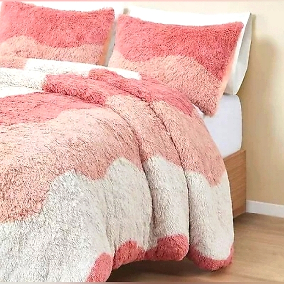 GORGEOUS☆INTELLIGENT DESIGN Twin(XL) Rachel Ombre Shaggy Blush Comforter Bed Set - Picture 2 of 8